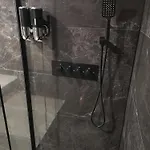 Lägenhet De Gamme Avec Jacuzzi Sauna A 5min De La A Pied Le Havre