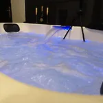 Lägenhet De Gamme Avec Jacuzzi Sauna A 5min De La A Pied *