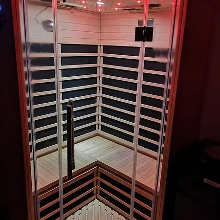 De Gamme Avec Jacuzzi Sauna A 5min De La A Pied Apartment *