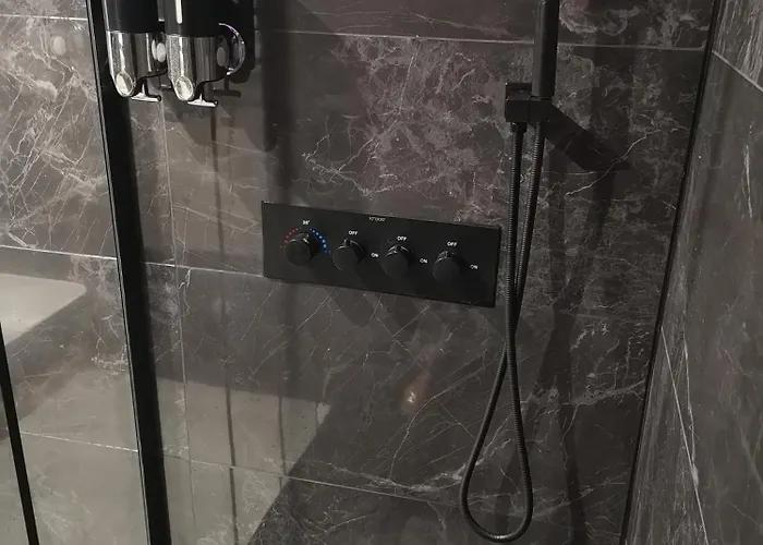 Apartment De Gamme Avec Jacuzzi Sauna A 5min De La A Pied Le Havre